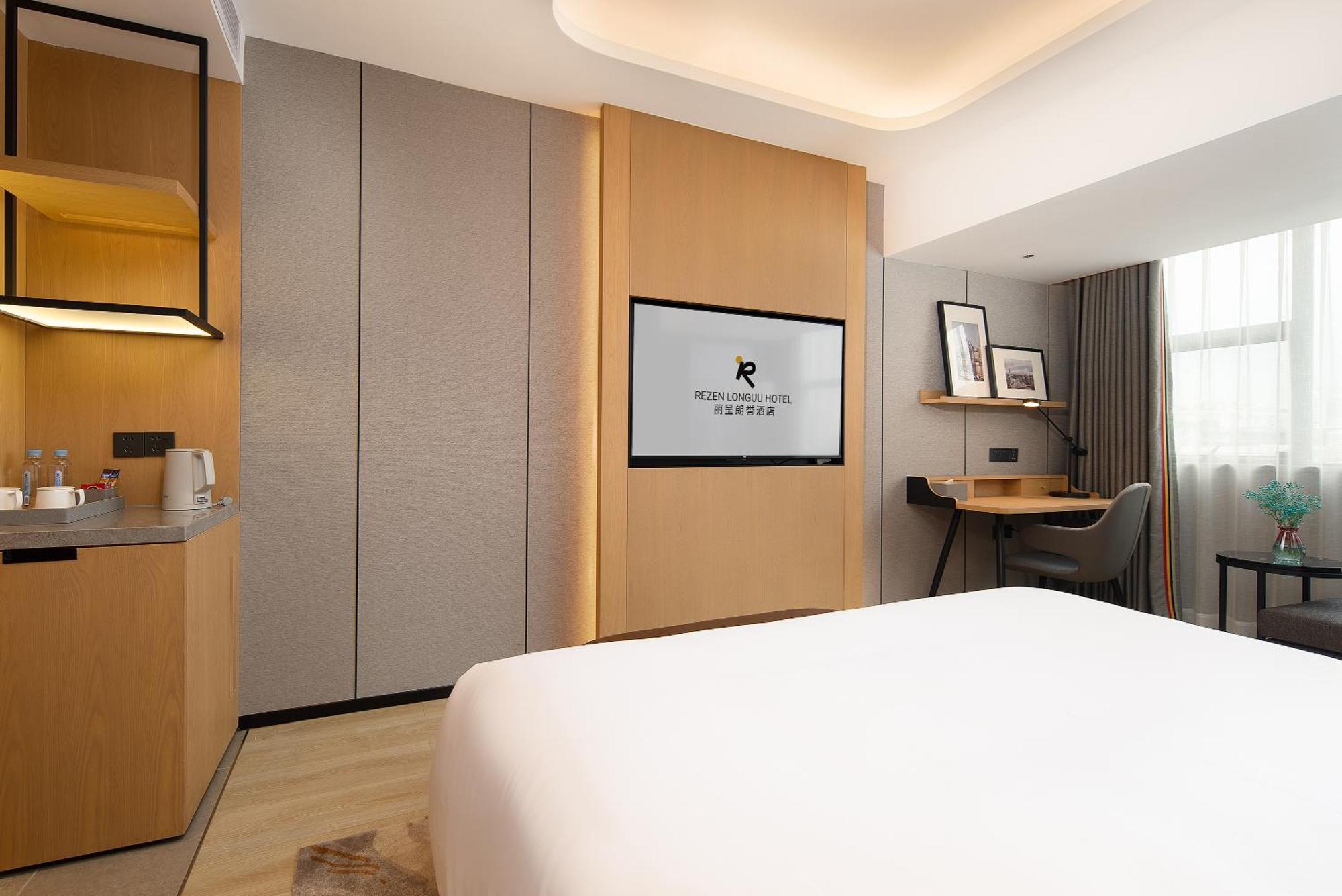 Langham Honor International Hotel Canton Fair Complex Branch - Free Shuttle To Canton Fair Complex During Canton Fair Period & Free Mini Bar Exterior foto