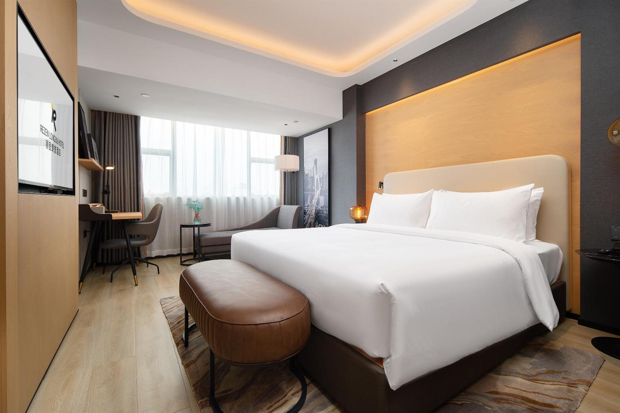 Langham Honor International Hotel Canton Fair Complex Branch - Free Shuttle To Canton Fair Complex During Canton Fair Period & Free Mini Bar Exterior foto